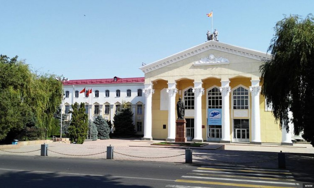 Быйылкы жаңы окуу жылына бюджеттик орундар кеңейтилди
