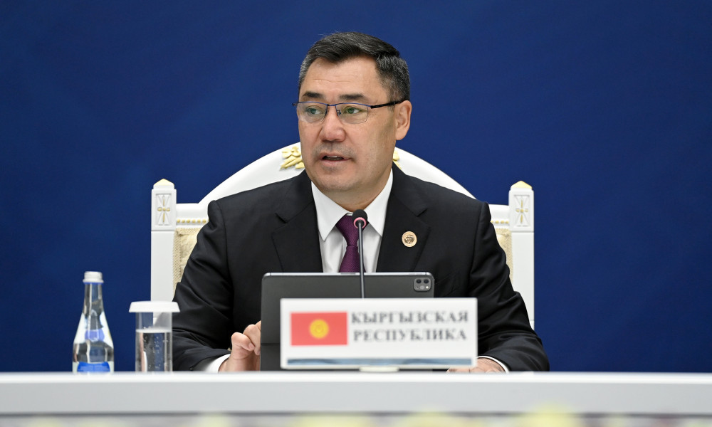 Садыр Жапаров Төртүнчү консультативдик жолугушуунун алкагында Борбор Азия мамлекеттеринин башчыларынын астында сөз сүйлөдү