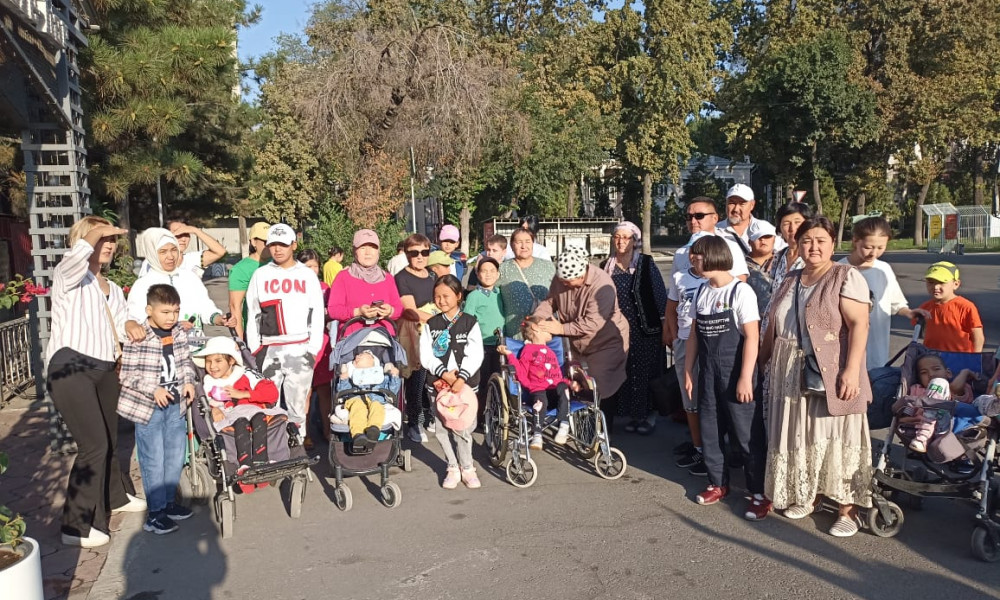 202 ребенка с ОВЗ, сирот и без попечения родителей отправились отдыхать на Иссык-Куль