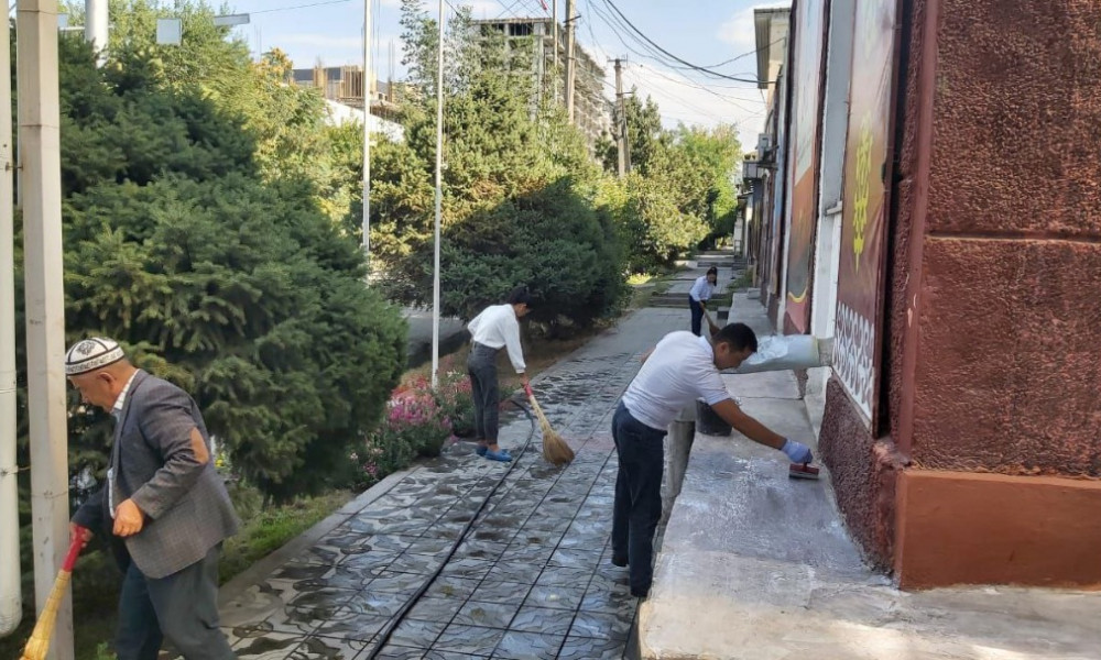 В Оше во время общегородского субботника вывезено более 2 тыс. 100 кубов мусора