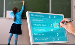 Электронные дневники в школах должны быть бесплатными