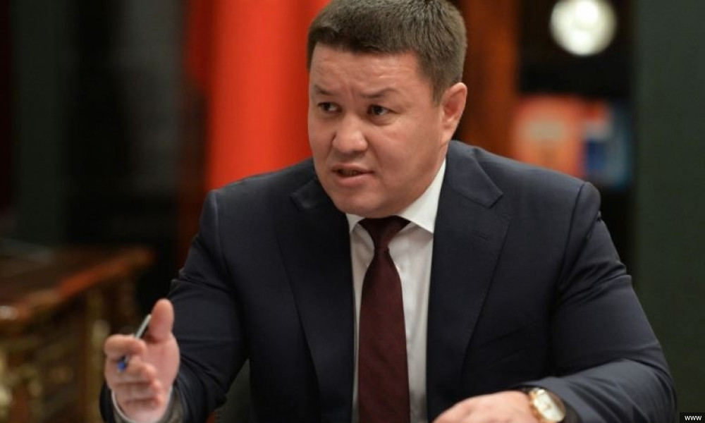 Талант Мамытов Жогорку Кеңештин төрагалыгынан кетти