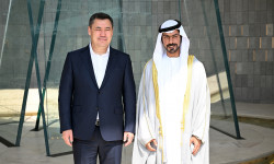 Садыр Жапаров возложил венок в комплексе «Wahat Al Karama» г.Абу-Даби, посвященный героям ОАЭ