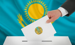 В Казахстане проходят внеочередные выборы президента