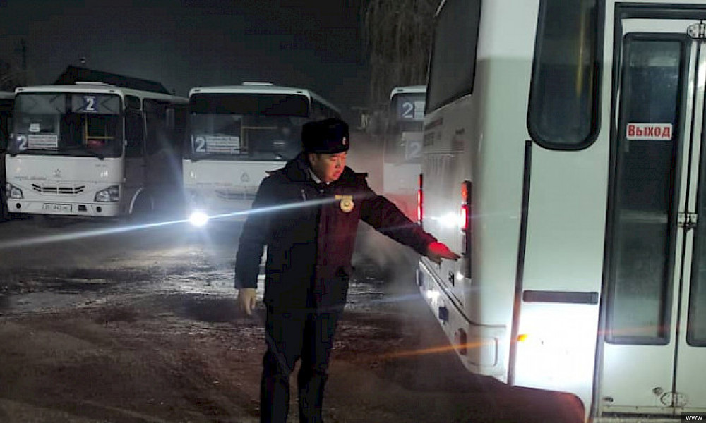 В Бишкеке милиция проверяет общественный транспорт на пригодность