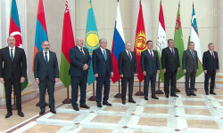 Какие вопросы обсуждают главы стран СНГ на неформальных встречах? 