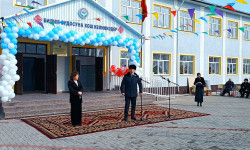 Айтматов районунун Ак-Жар айылында 225 орундуу мектеп пайдаланууга берилди