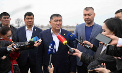 Ташиев Бишкектеги 45 миң орундуу стадиондун курулушунун жүрүшү менен таанышты