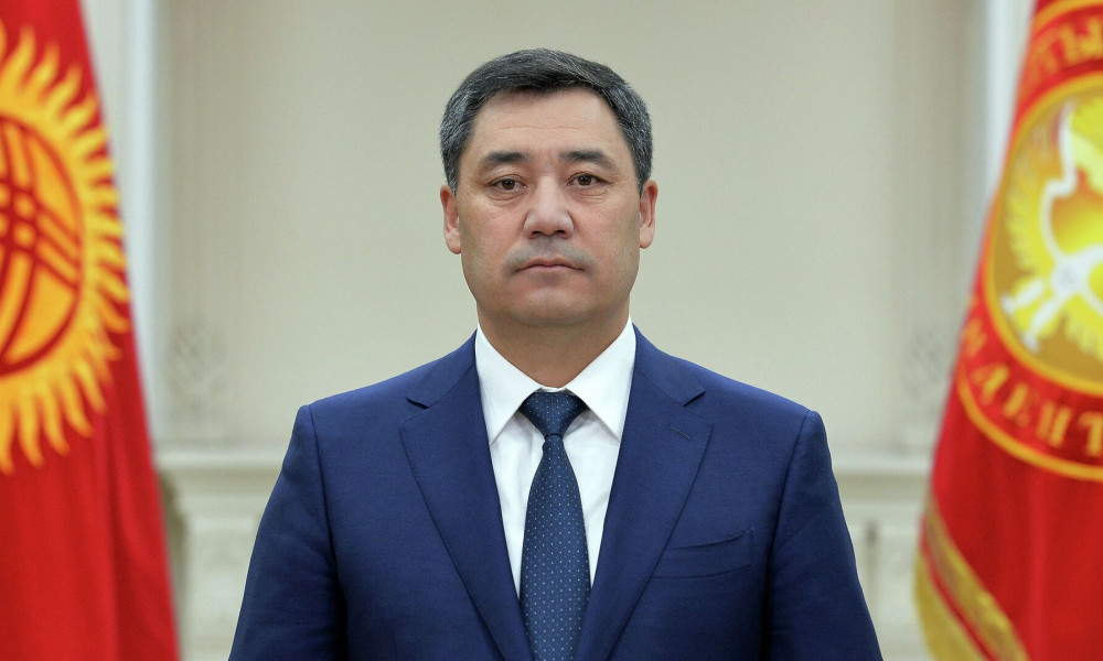 По поручению Президента Садыра Жапарова детей, пострадавших в результате наезда грузового авто, доставят в Бишкек 