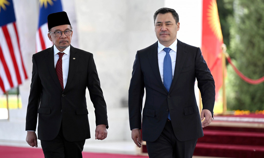 Бишкекте Садыр Жапаров менен Малайзия премьер-министри Анвар Ибрагим расмий жолугушту 