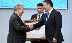 Садыр Жапаров присвоил безымянному пику высотой 5576 метров наименование «Пик Организации Объединенных Наций»