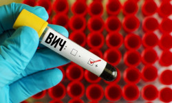 Орусияда быйыл 122 кыргыз мигранты ВИЧ жуктуруп алган