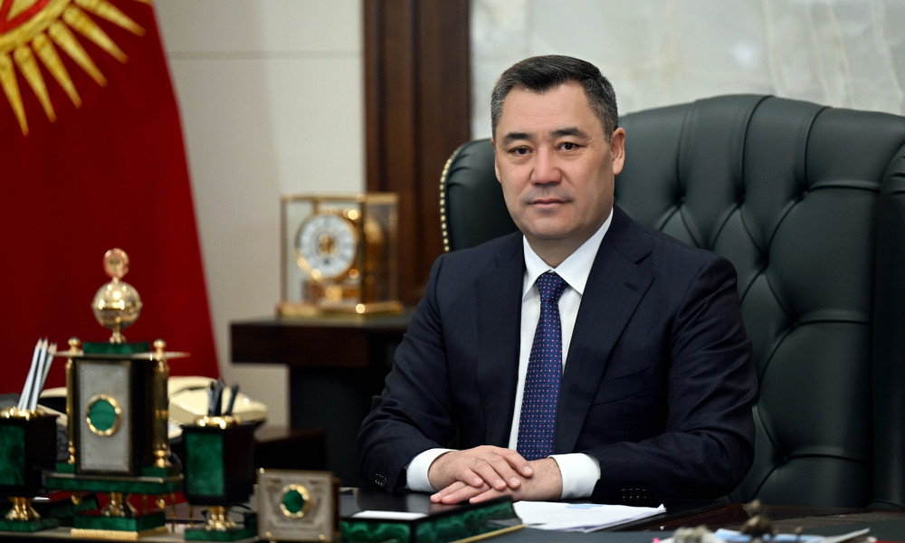 Президент Садыр Жапаровдун Аялдардын эл аралык күнүнө карата куттуктоосу 