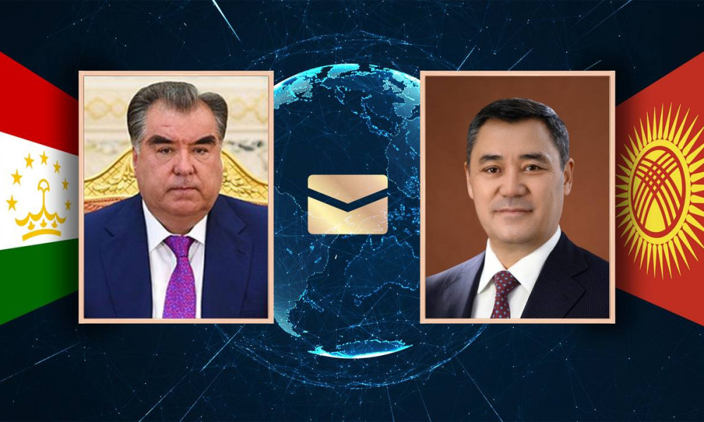 Эмомали Рахмон президент Садыр Жапаровду жана Кыргызстан элин Орозо айт майрамы менен куттуктады