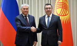 Садыр Жапаров провел встречу с Председателем Госдумы РФ