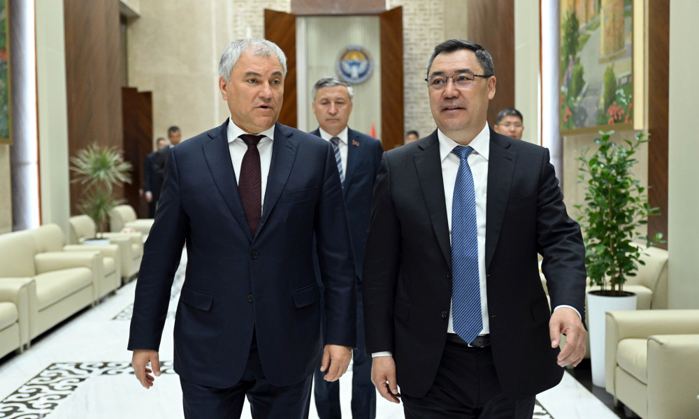 Садыр Жапаров Мамдуманын төрагасы Вячеслав Володин менен жолугушту
