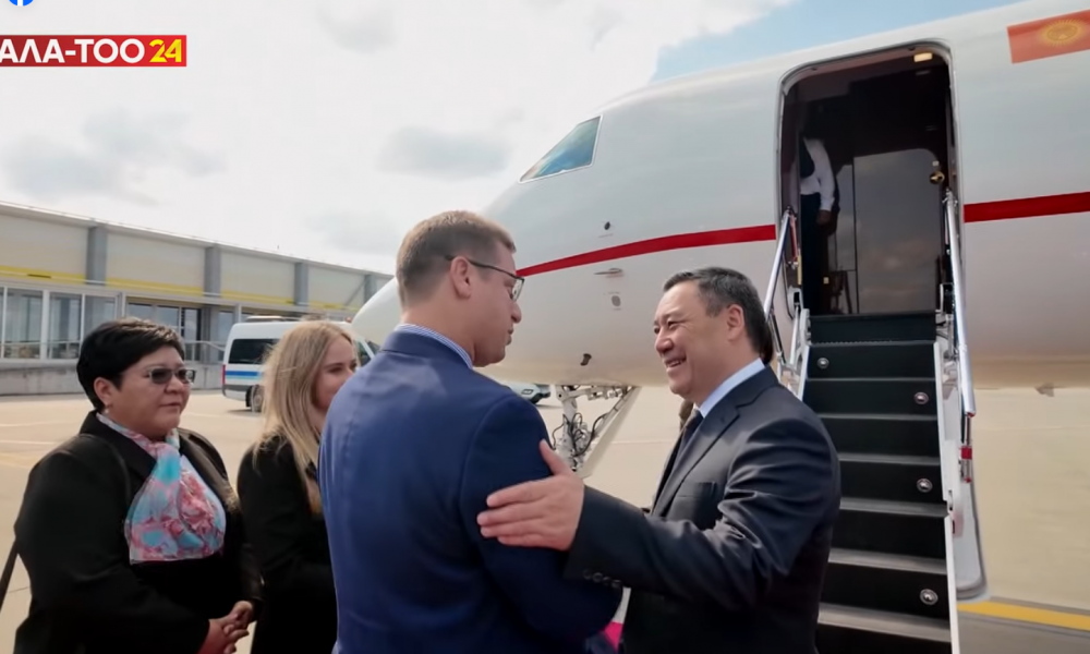 Президент Садыр Жапаров иш сапары менен Венгрияга барды