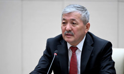 А.Касымалиев поздравил военнослужащих с Днем Вооруженных Сил Кыргызстана