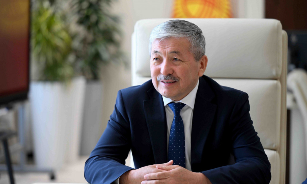 Адылбек Касымалиев Алтайдагы эл аралык экологиялык конференцияга катышат