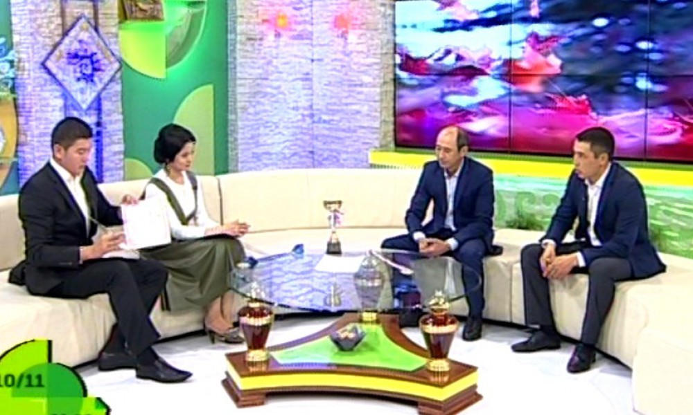 Күлүк таптап, саяпкерлик өнөрдү аркалагандар