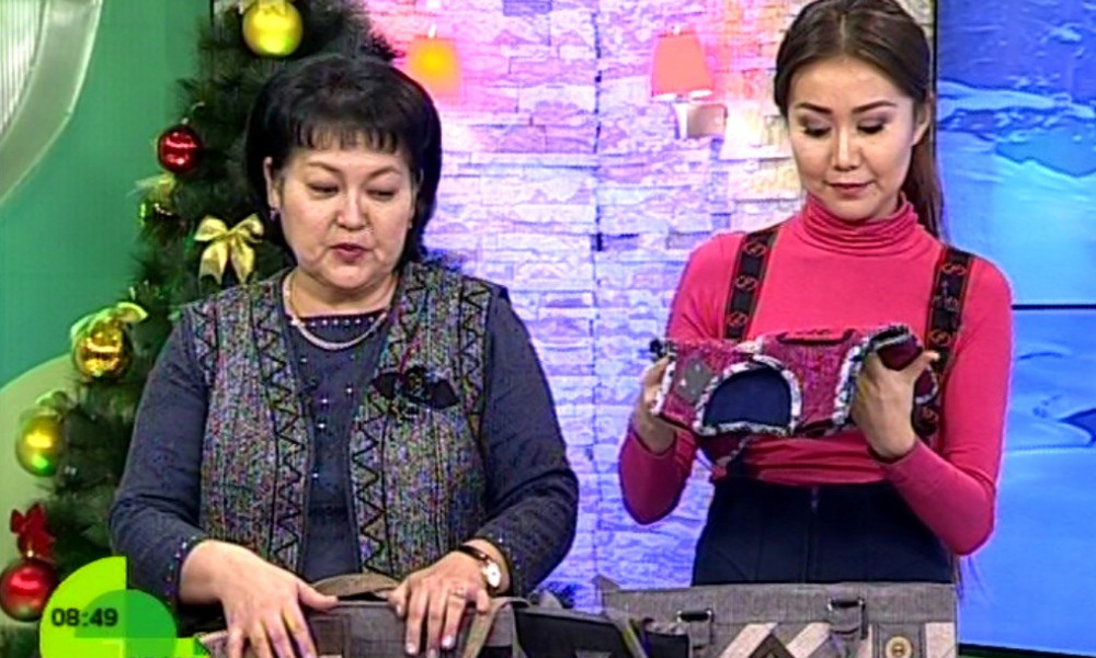 Уз-чебер Атыр Жумашеванын колунан жасалган  этно буюмдар