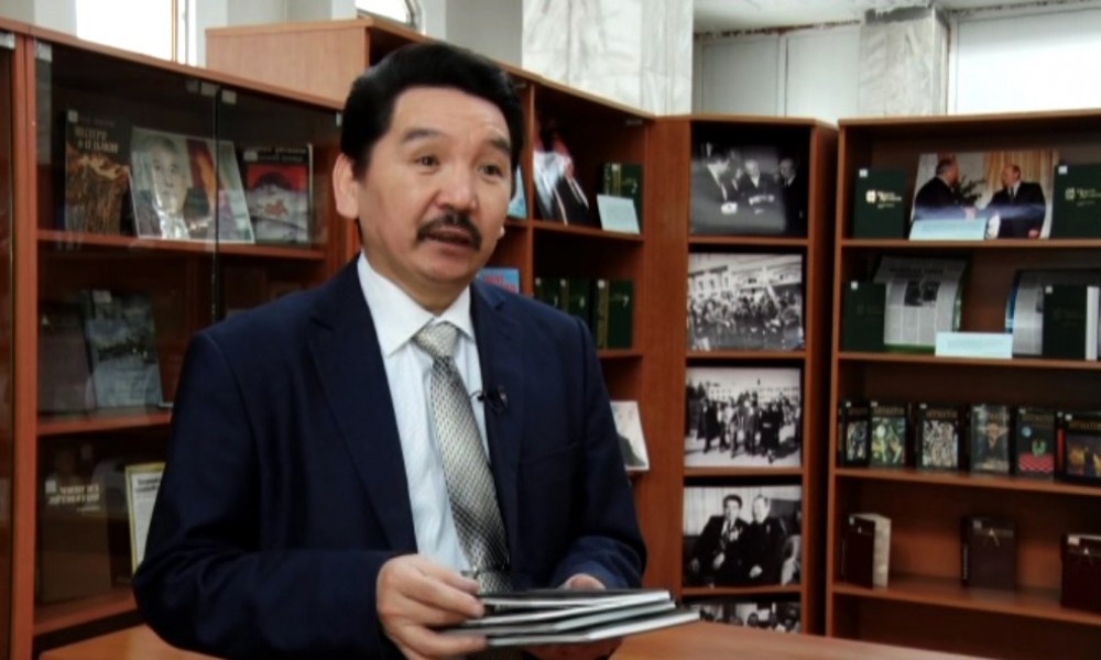 Бүгүн эл аралык китеп белекке берүү күнү! 