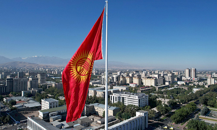 Эгемендүүлүк майрамы: Боордош жана өнөктөш өлкөлөрдүн жылуу каалоо-тилектери 