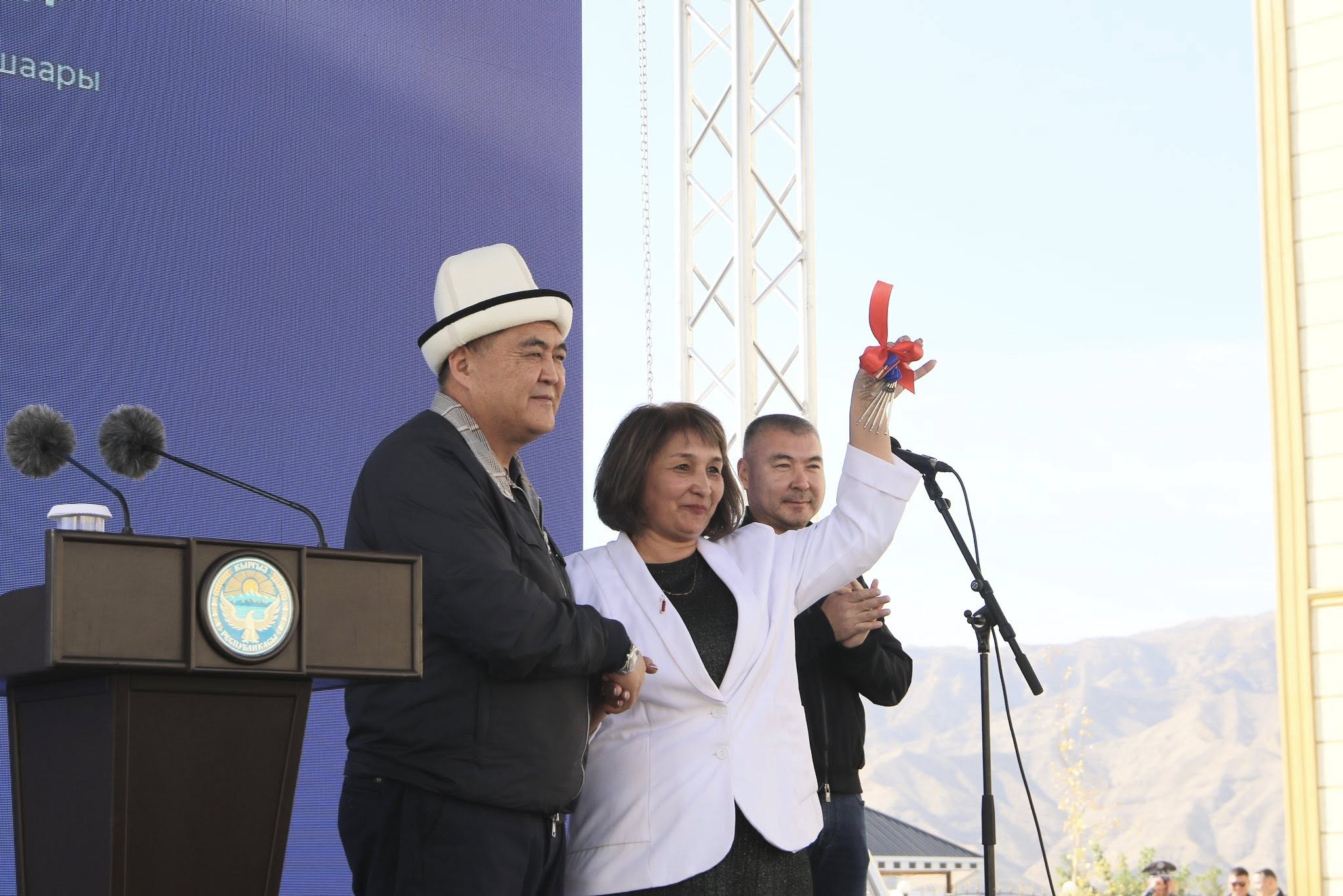 Таш-Көмүрдө 96 батирлүү ипотекалык үйлөр пайдаланууга берилди