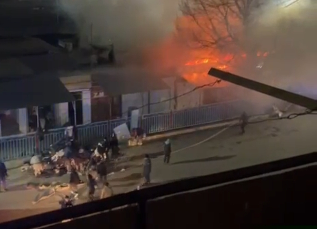 Таластын базарынан өрт чыкты