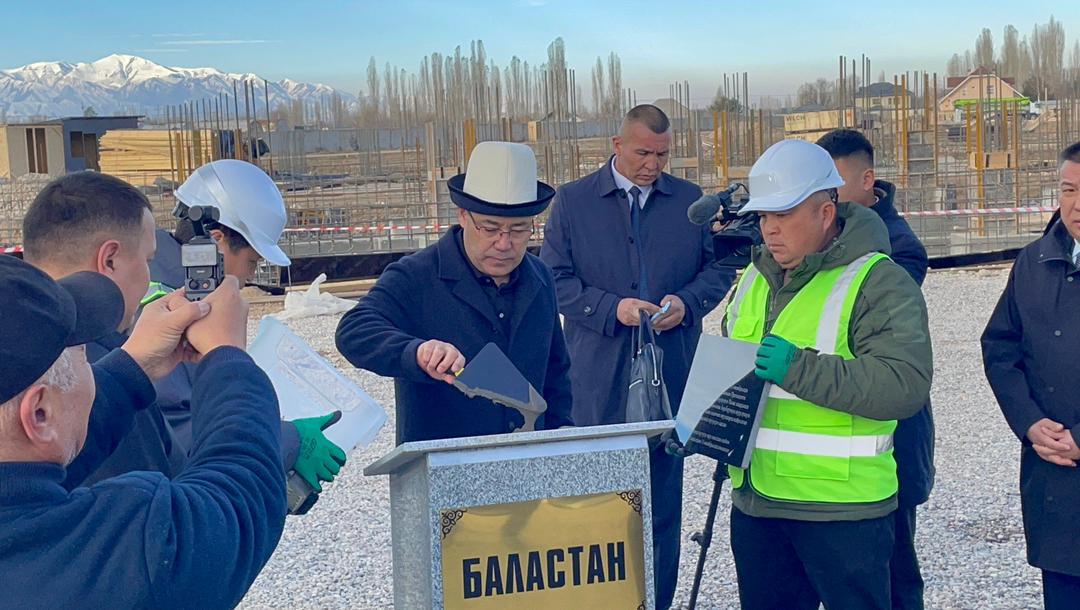 Президент Садыр Жапаров Талас облусуна иш сапары менен барды